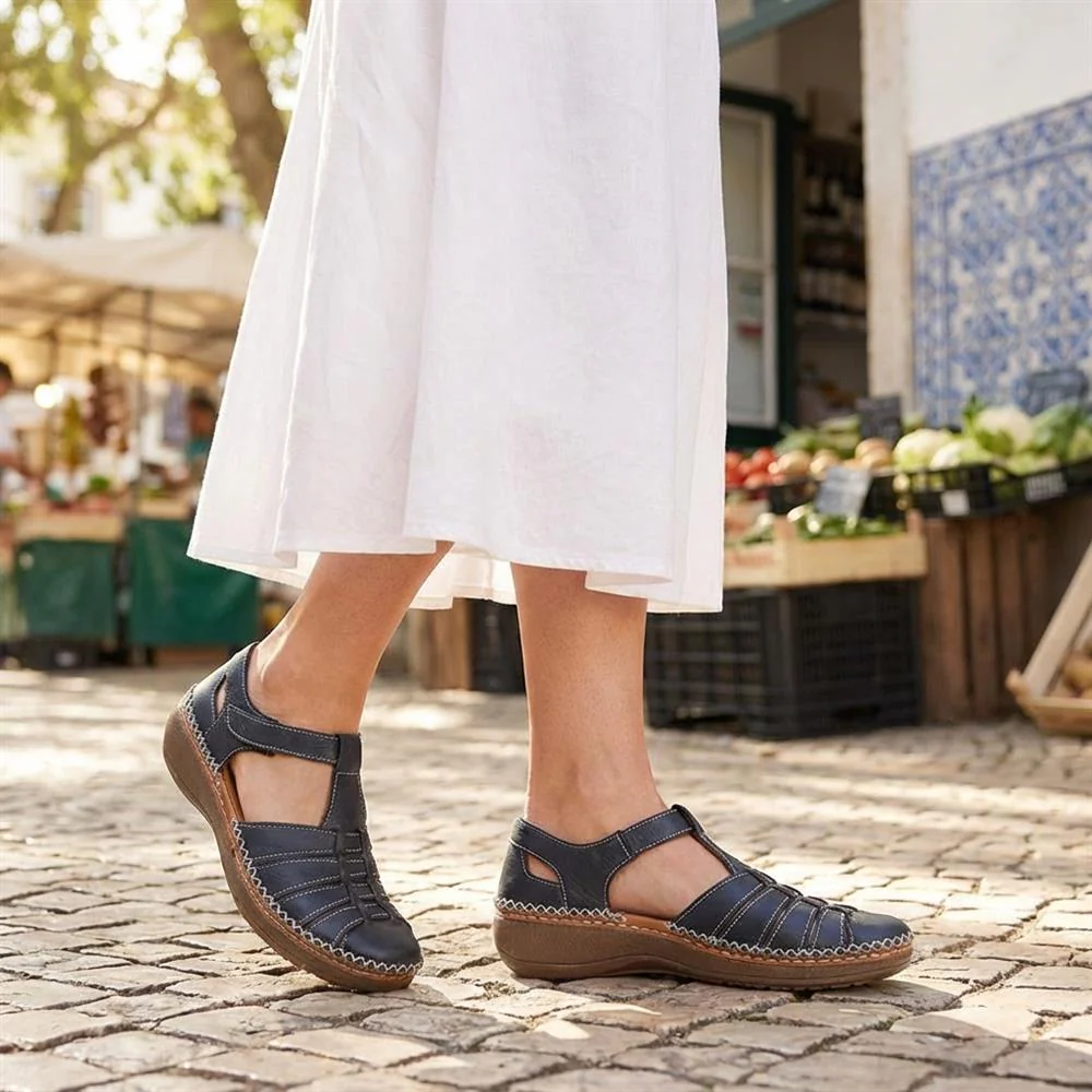 Leather Touch Fasten Mary Janes - METIN41010 / 327 208 - Navy - Image 2