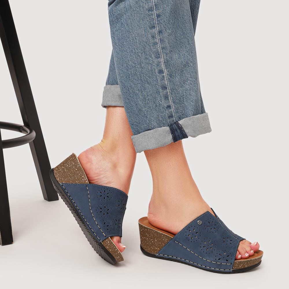 Leather Wedge-Heeled Mules - FLY41038 / 326 654 - Blue - Image 5