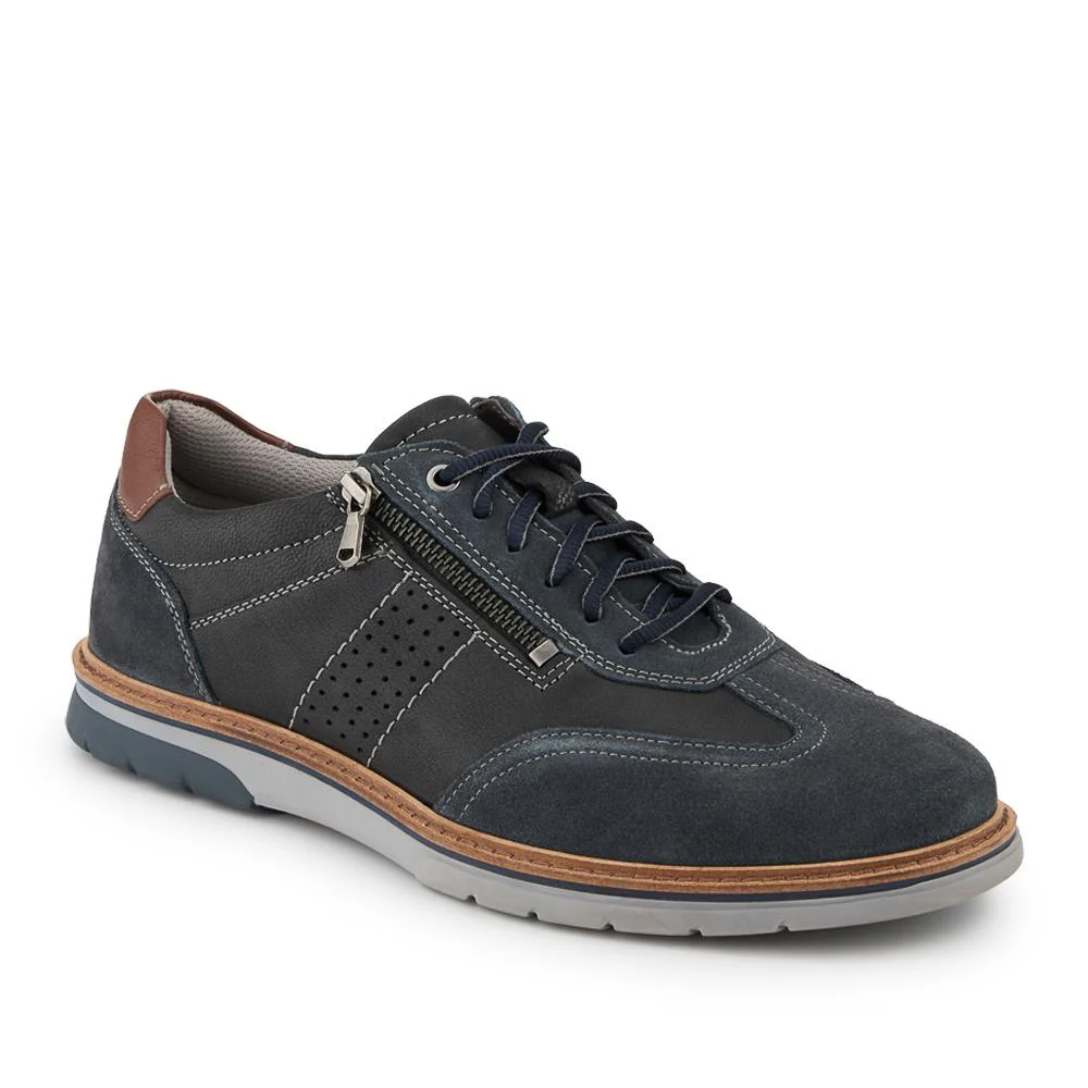 Leather Wide-Fit Dual-Fasten Trainers - PARK41043 / 327 265