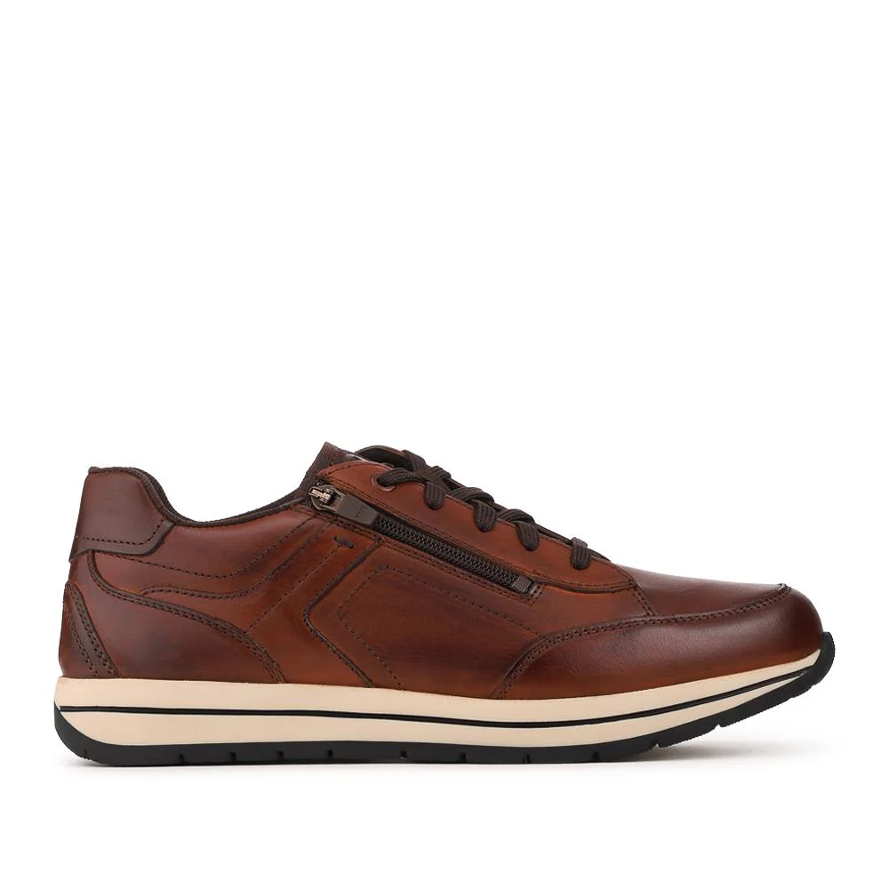 Leather Zip Fasten Cushioning Trainers - PARK42056 / 328 399 - Cognac - Image 3