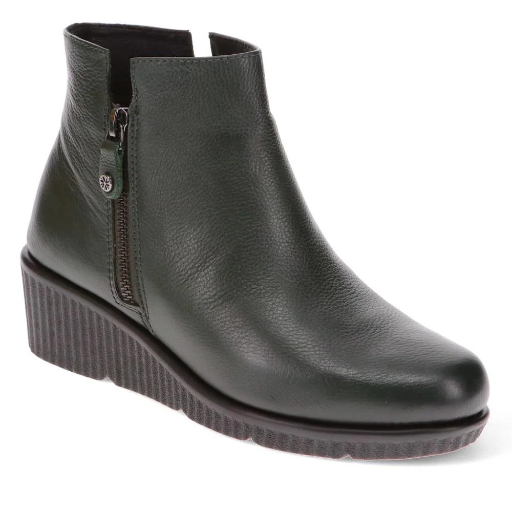 Leather Zip-Up Ankle Boots - VAN40523 / 326 733 - Green