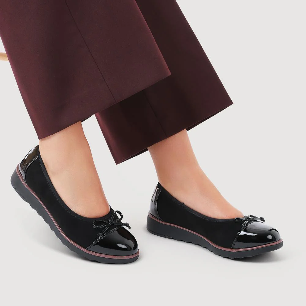 Lightweight Ballet Pumps - BRK34011 / 320 508 - Black-Black Patent - Image 9
