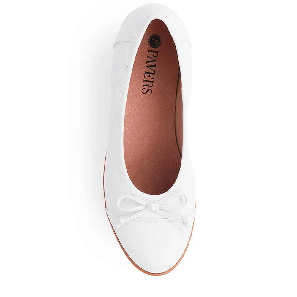 Lightweight Ballet Pumps - BRK34011 / 320 508 - White - Image 5
