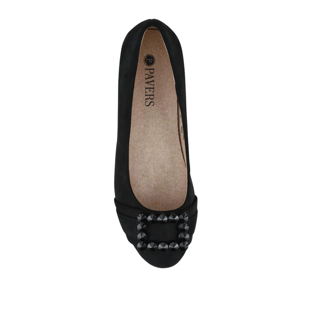 Lightweight Cushioned Block Heel Pumps - WBINS42060 / 327 861 - Black - Image 4