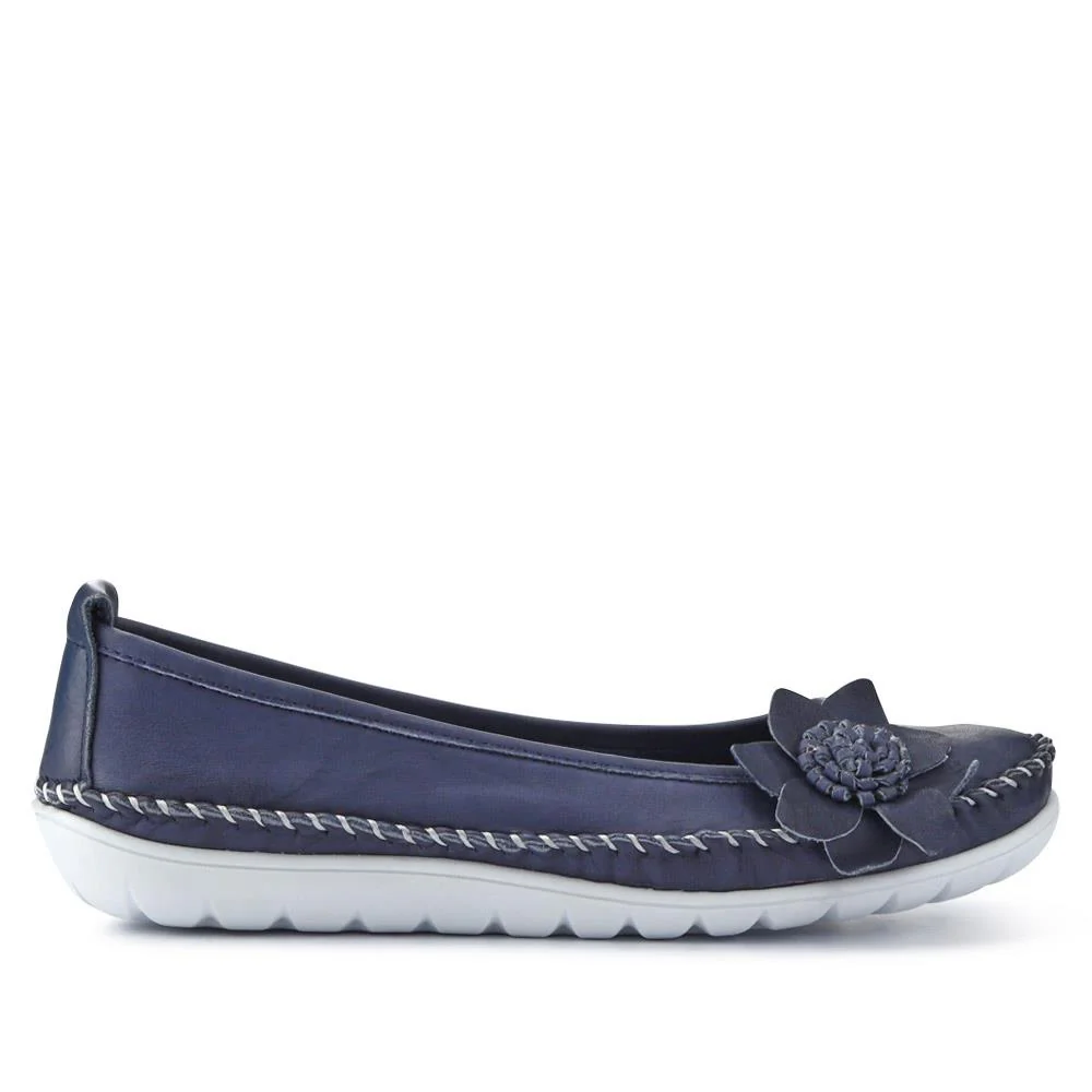 Lightweight Leather Pumps - SIMIN41000 / 326 772 - Navy - Image 2