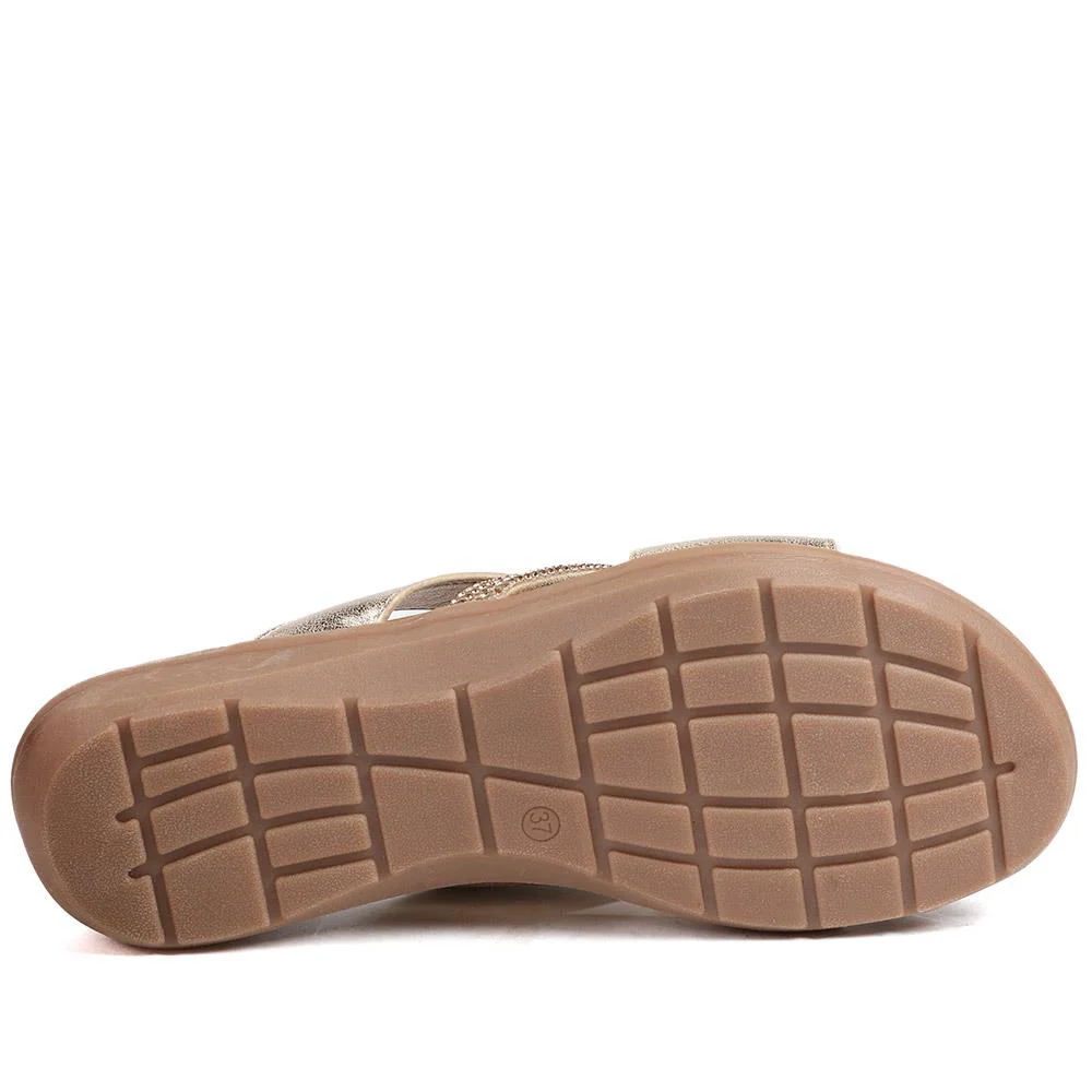 Lightweight Slip On Mule Sandals - BAIZH43010 / 329 165 - Gold - Image 5