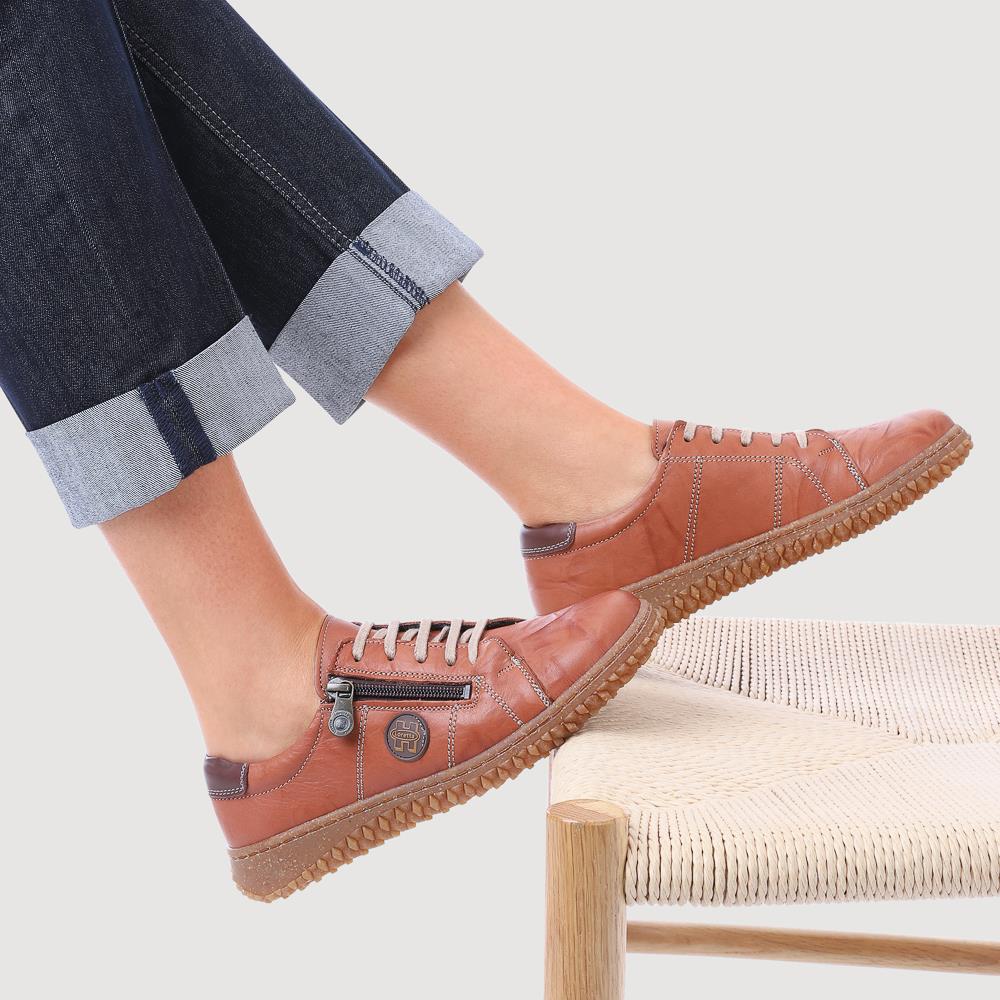 Loretta Leather Trainers - HAK38023 / 324 496 - Tan - Image 5