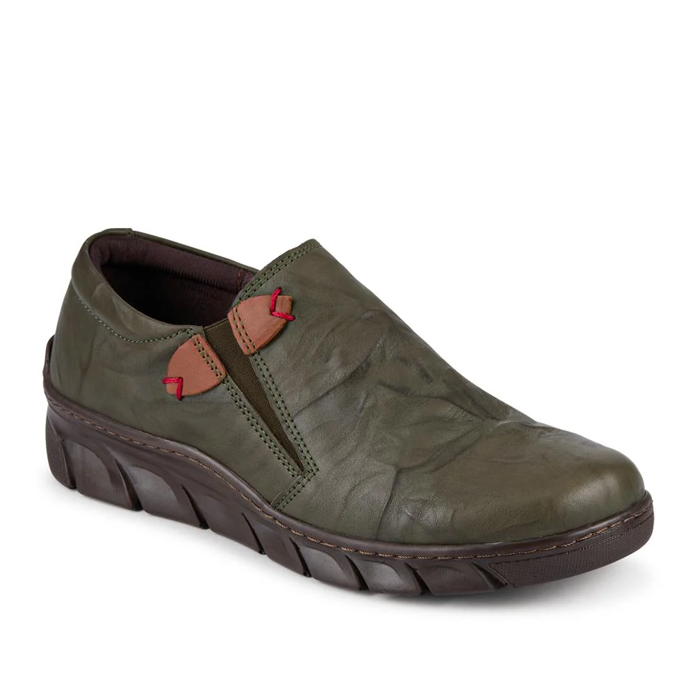 Loretta Slip On Leather Shoes - HAK42013 / 328 513