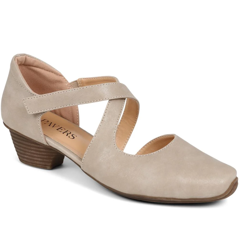 Low-Heeled Court Shoes - WBINS39078 / 325 127 - Image 3