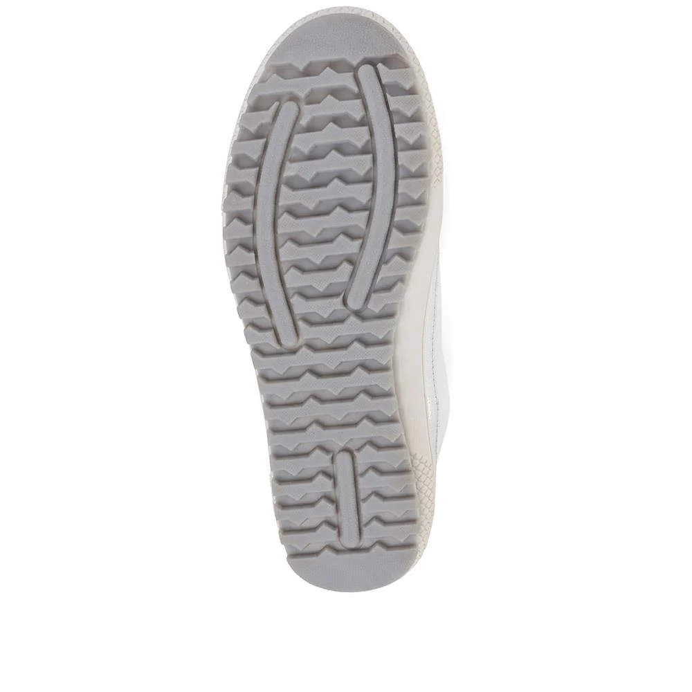 Memory Foam Trainers - BRK37021 / 323 362 - White - Image 5