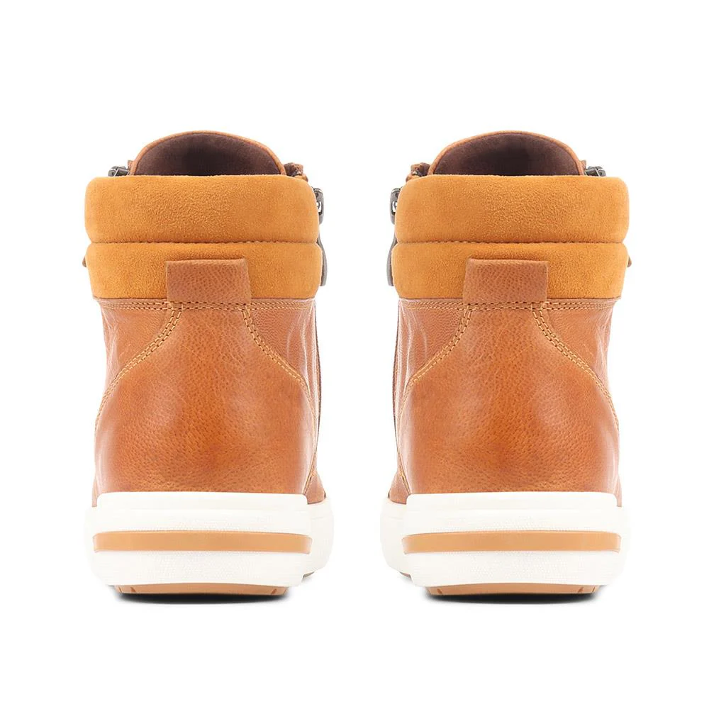 Metallic High Top Trainers - CAPRI34503 / 320 974 - Tan - Image 3