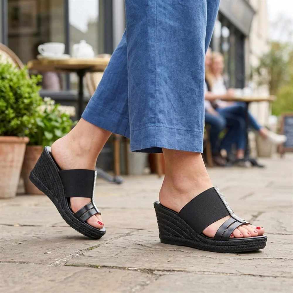 Metallic Wedge Espadrilles - CLUBS37003 / 323 836 - Black - Image 2