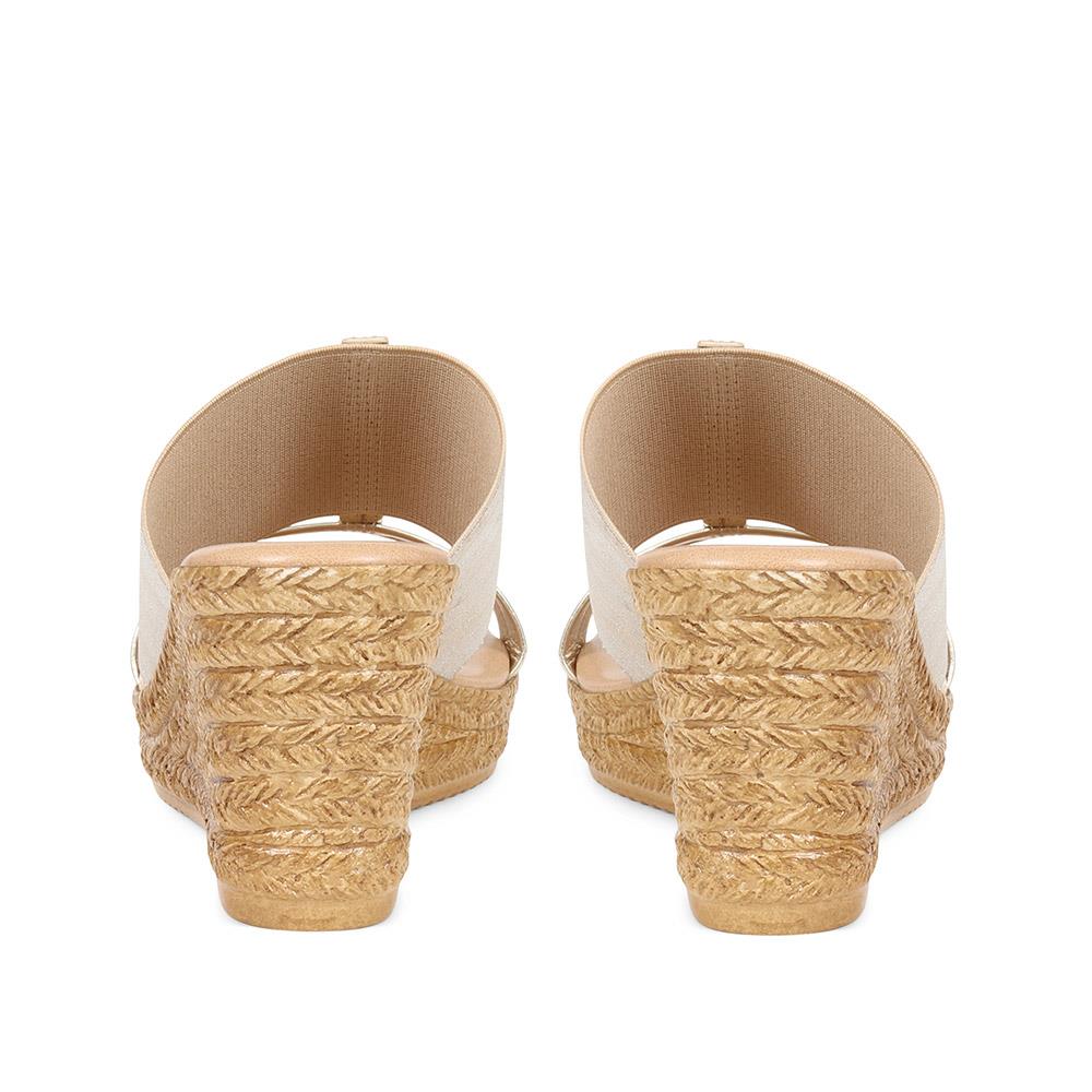 Metallic Wedge Espadrilles - CLUBS37003 / 323 836 - Gold - Image 4