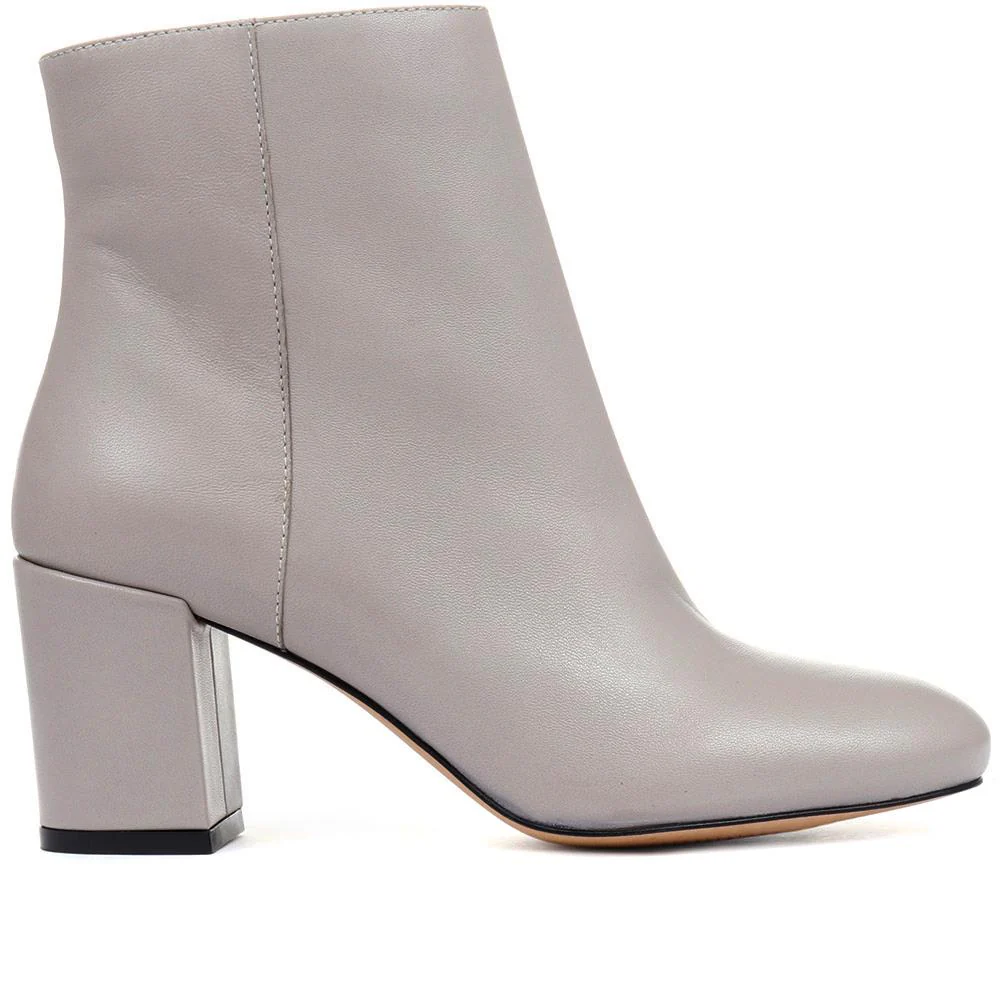 Neptune Heeled Ankle Boots - NEPTUNE3 / 319 206 - Mink - Image 2