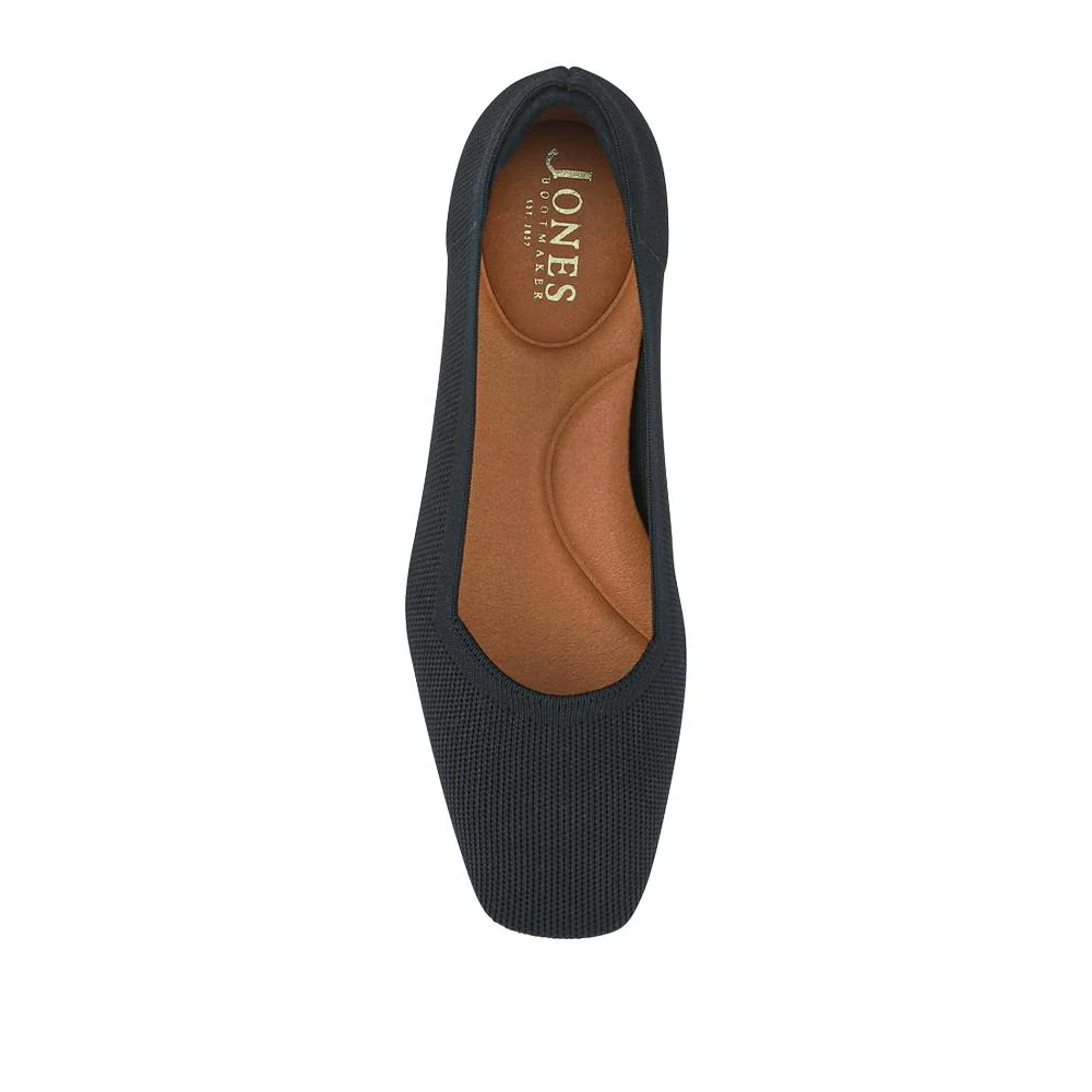 Olenka Casual Box-Toe Pumps - OLENKA / 327 850 - Black - Image 4