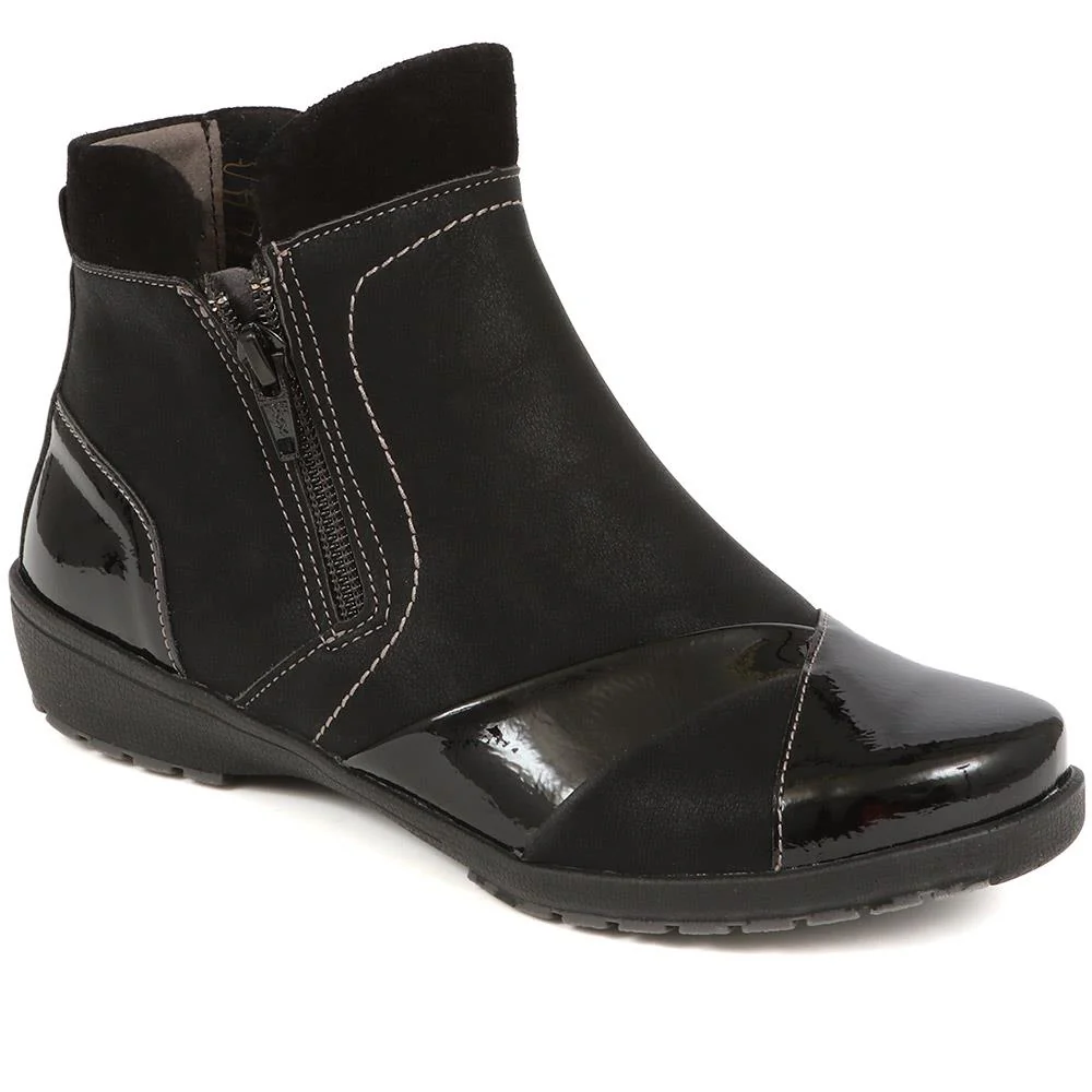 Patent Accented Ankle Boots - CAL38009 / 324 437 - Image 2