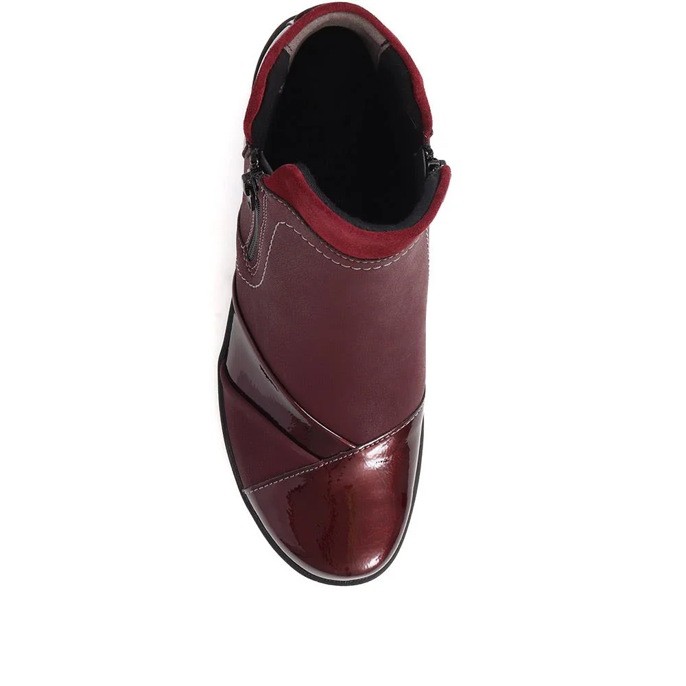 Patent Accented Ankle Boots - CAL38009 / 324 437 - Burgundy - Image 5