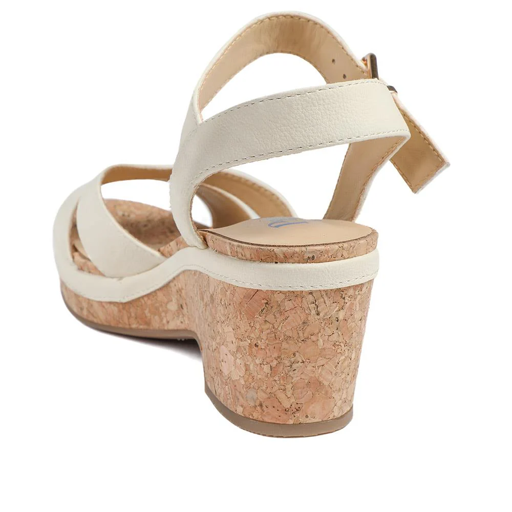 Patterned Cork Wedge Platform Sandals - WBINS43096 / 329 374 - Beige - Image 3