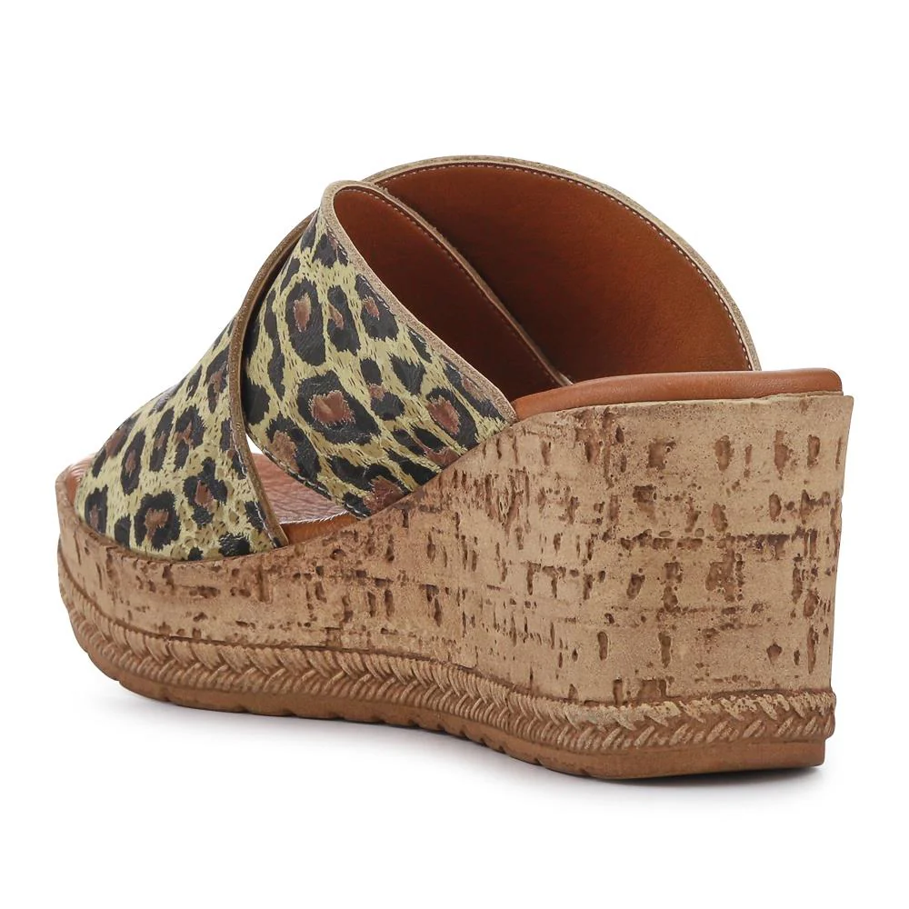Premium Leather Wedge Heels - LUCK41007 / 327 391 - Leopard - Image 3