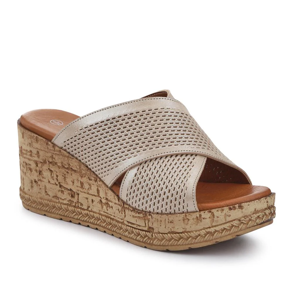 Premium Leather Wedge Heels - LUCK41007 / 327 391 - Soft Gold