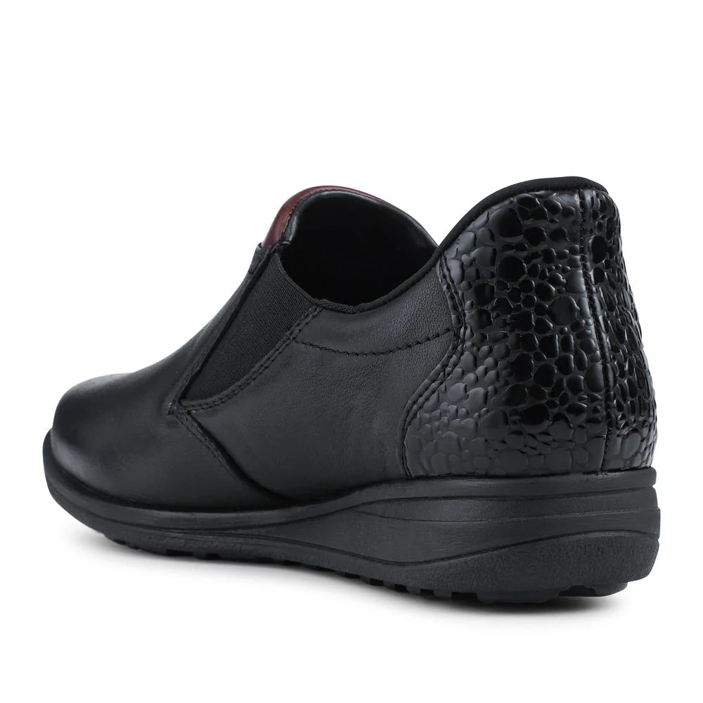 Rieker Wide Fit Leather Slip On Shoes - RKR42523 / 327 689 - Black - Image 3