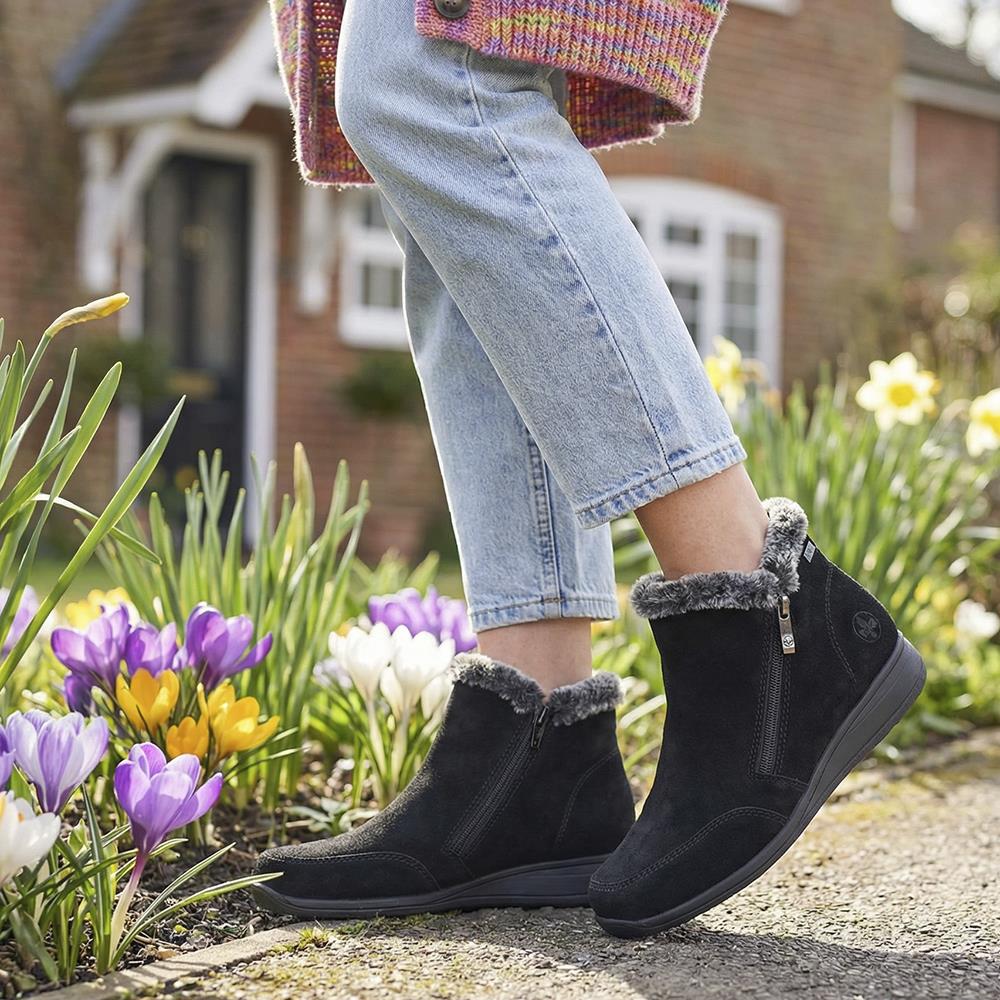 Rieker Soft Lined Zipped Ankle Boots - RKR42019 / 329 475 - Black - Image 2