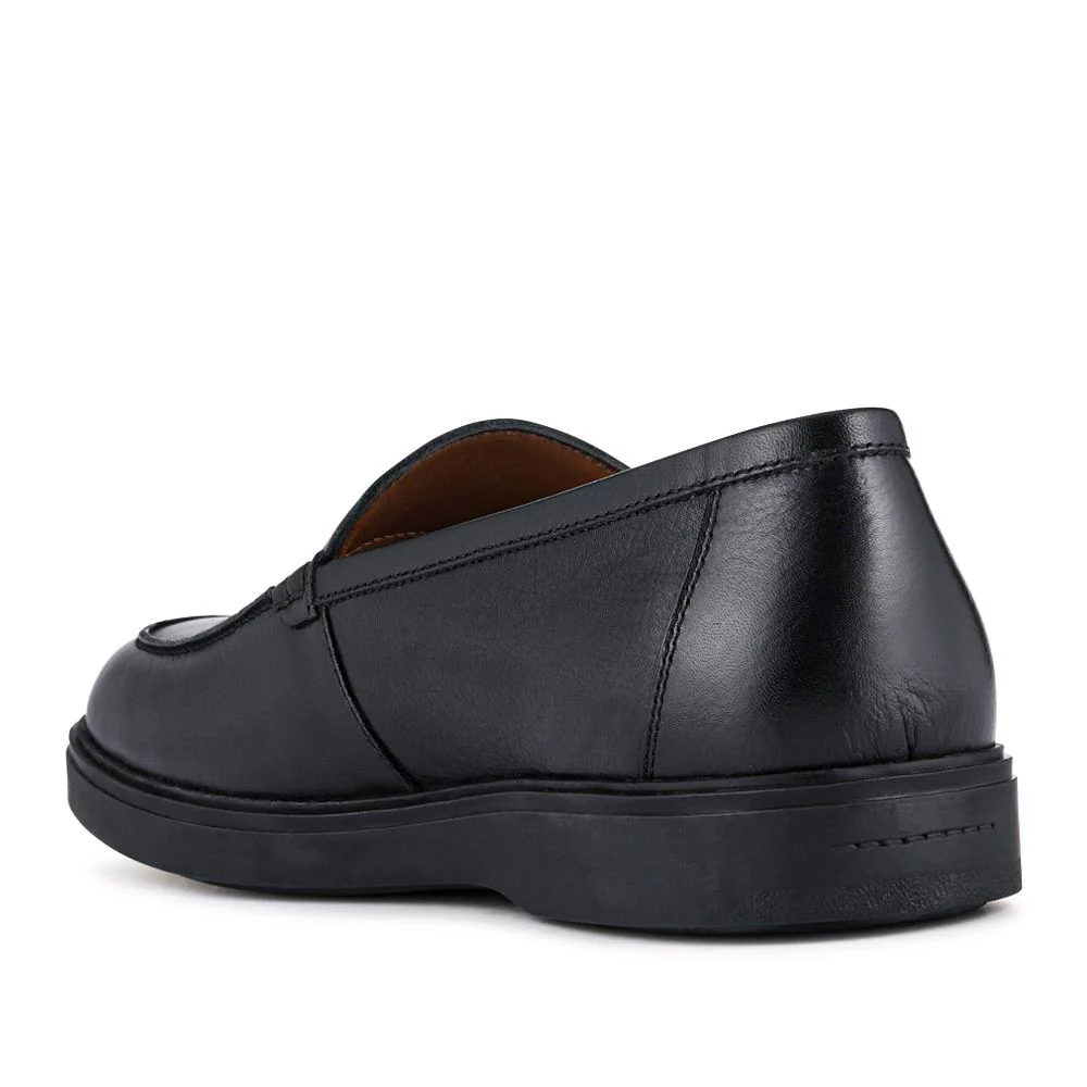 Roderick Leather Slip-Ons - RODERICK / 328 073 - Black Grain - Image 3