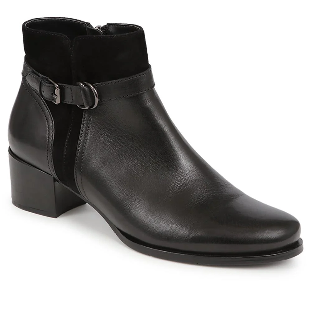 Sarina Heeled Ankle Boots - SARINA / 324 527 - Black