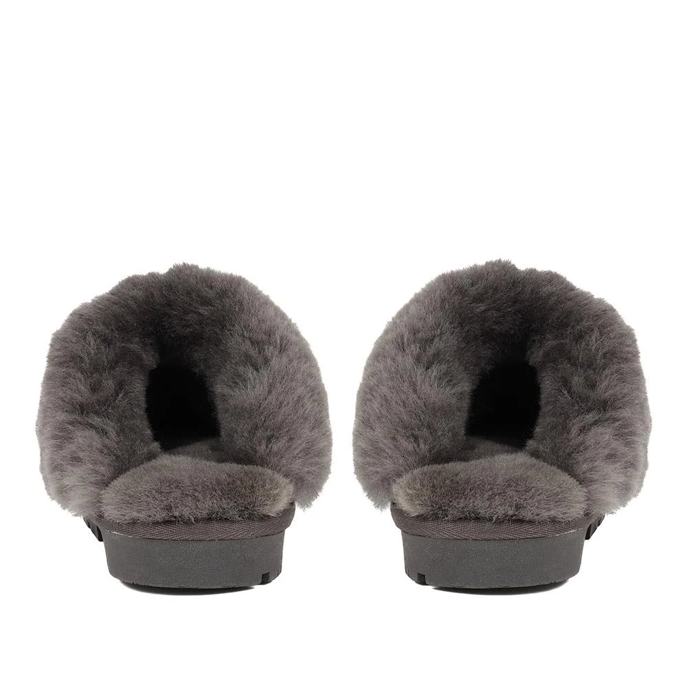 Sheepskin Lined Slippers - DUO38001 / 324 670 - Grey - Image 3