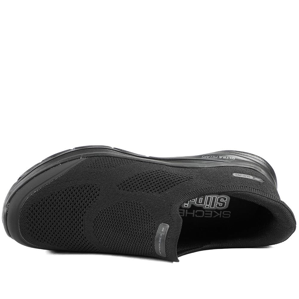 Skechers Extra Wide Slip-ins Go Walk 8 Trainers - SKE43528 / 328 731 - Black-Black - Image 5