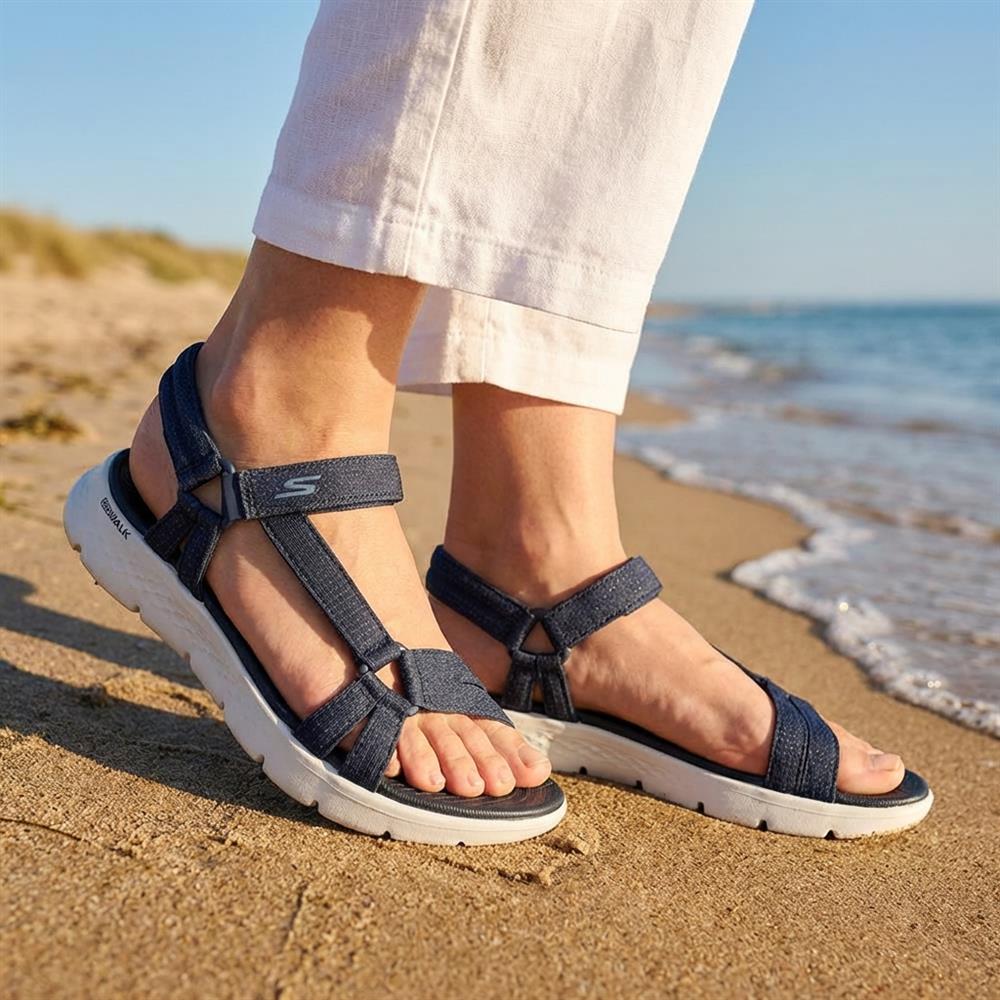 Skechers Wide Fit Go Walk Flex Sandals - Sublime - SKE43029 / 328 685 - Navy - Image 2