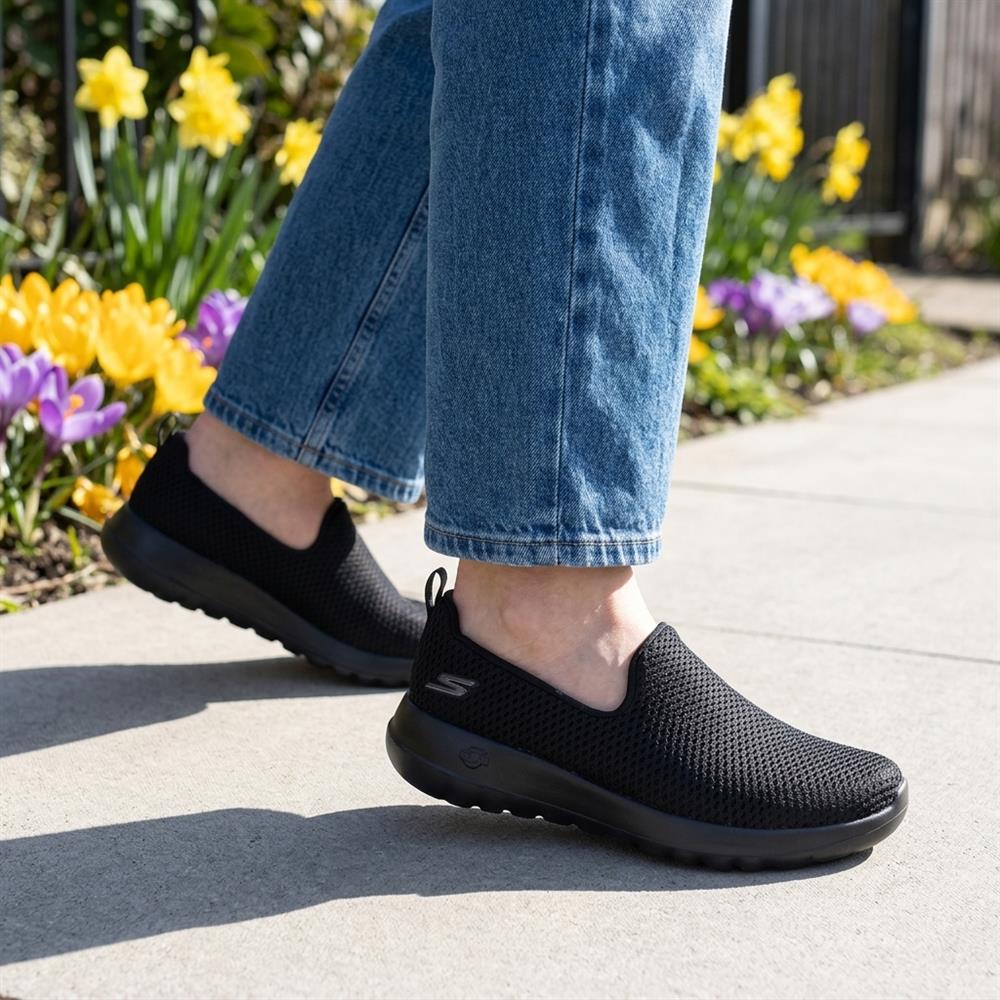 Skechers GO WALK JOY Trainers - SKE43130 / 330 350 - Black-Black - Image 2