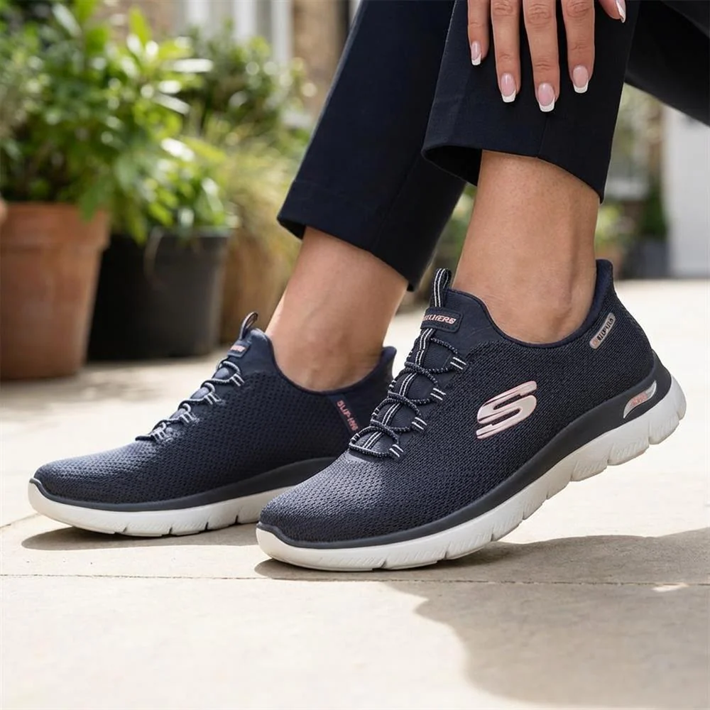 Skechers Slip-ins: Arch Fit Summits Trainers - SKE43035 / 328 893 - Navy - Image 2