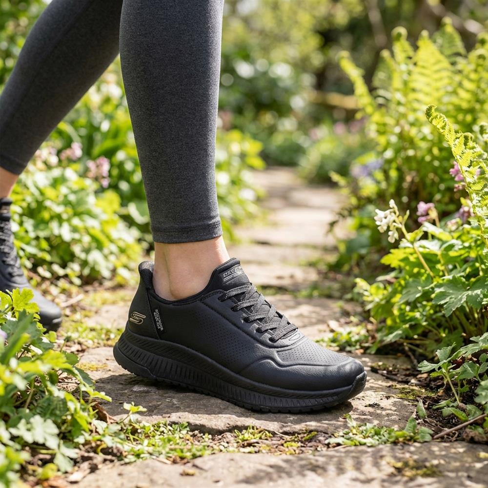 Skechers Slip-ins: BOBS Squad 4 Trainers - SKE43020 / 328 836 - Black - Image 2