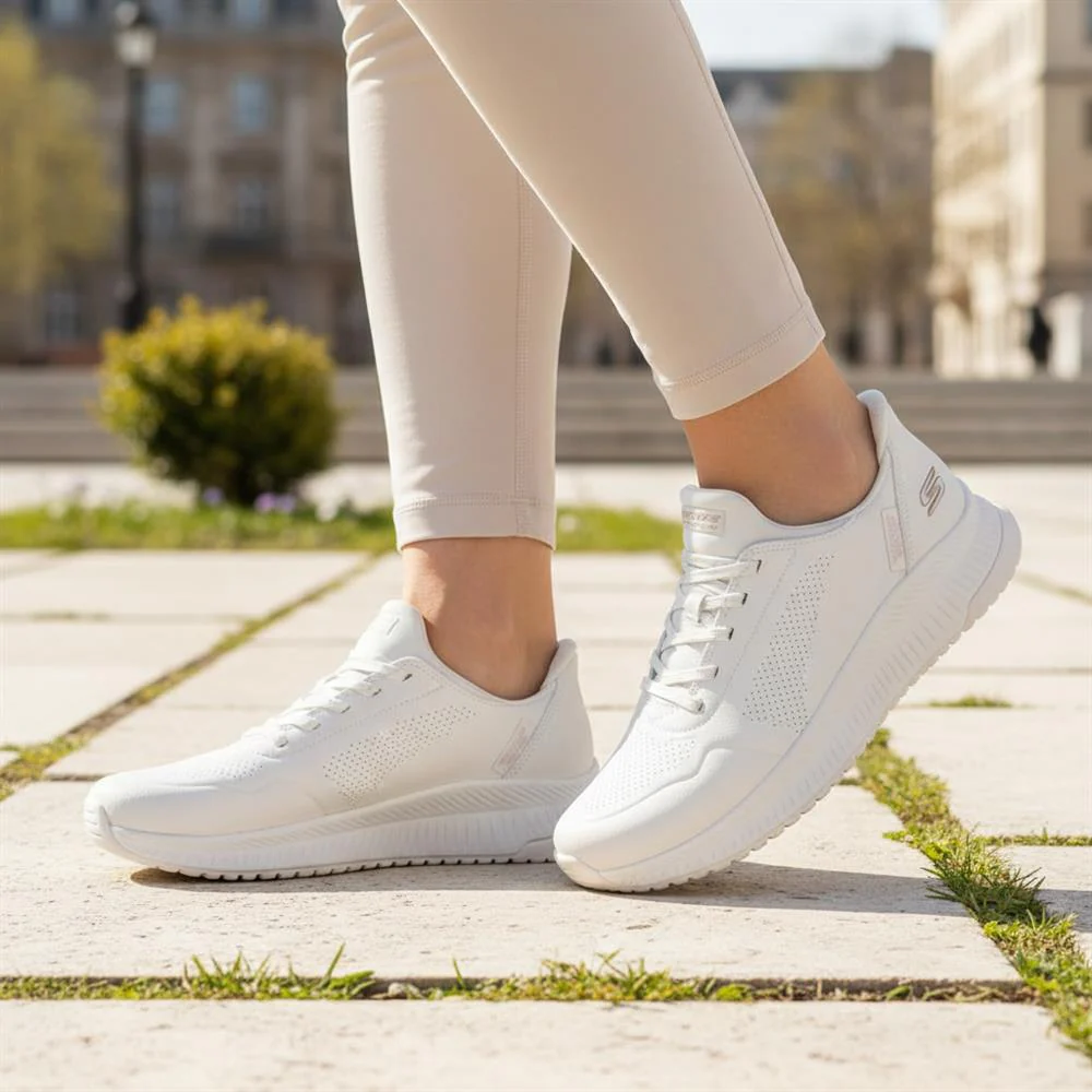 Skechers Slip-ins: BOBS Squad 4 Trainers - SKE43020 / 328 836 - White - Image 2