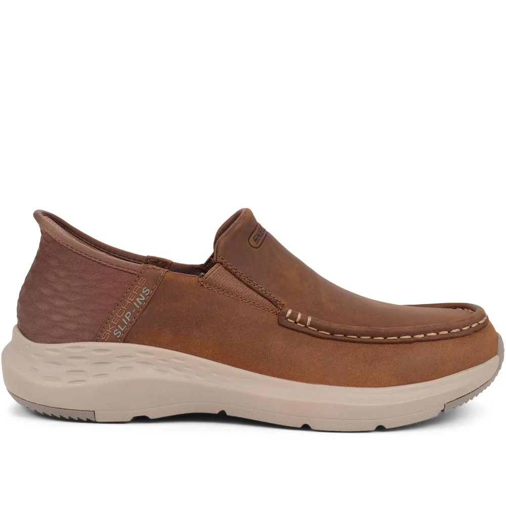 Skechers Wide Fit Slip-ins Relaxed Fit Trainers - SKE41011 / 326 643 - Tan - Image 2