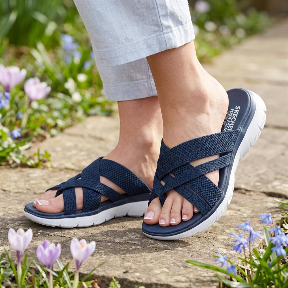 Skechers Wide Fit Summits Fantasy Walk Sandals - SKE43077 / 328 677 - Navy - Image 2