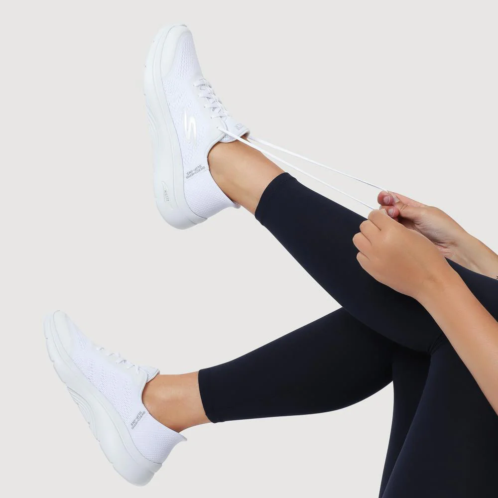 Skechers Slip-ins: GO WALK Arch Fit 2.0 - SKE40536 / 326 849 - White - Image 5