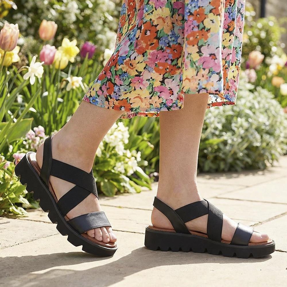 Slip On Chunky Sandals - BAIZH39011 / 325 194 - Black - Image 2
