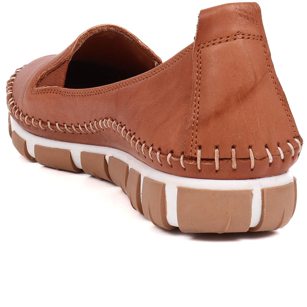 Slip-On Leather Pumps - GOKH39011 / 326 241 - Tan - Image 3