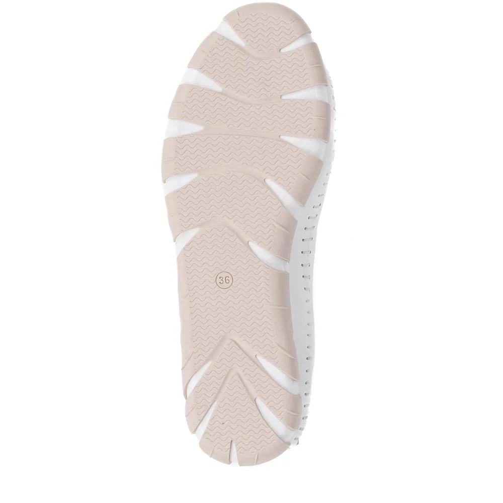 Slip-On Leather Pumps - GOKH39011 / 326 241 - White - Image 4