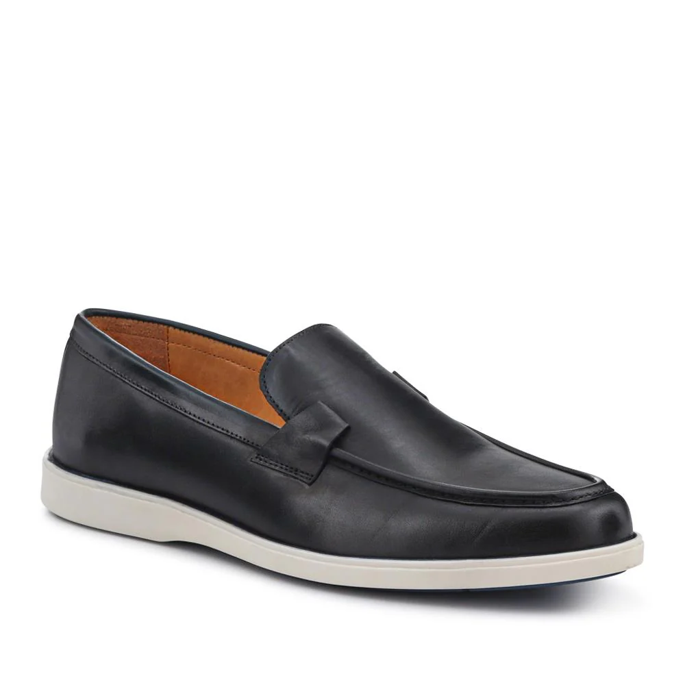 Smart All-Leather Loafers - SAKM41010 / 327 204 - Black