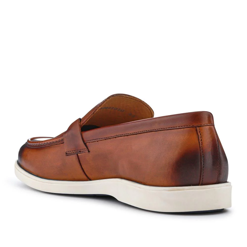 Smart All-Leather Loafers - SAKM41010 / 327 204 - Cognac - Image 3