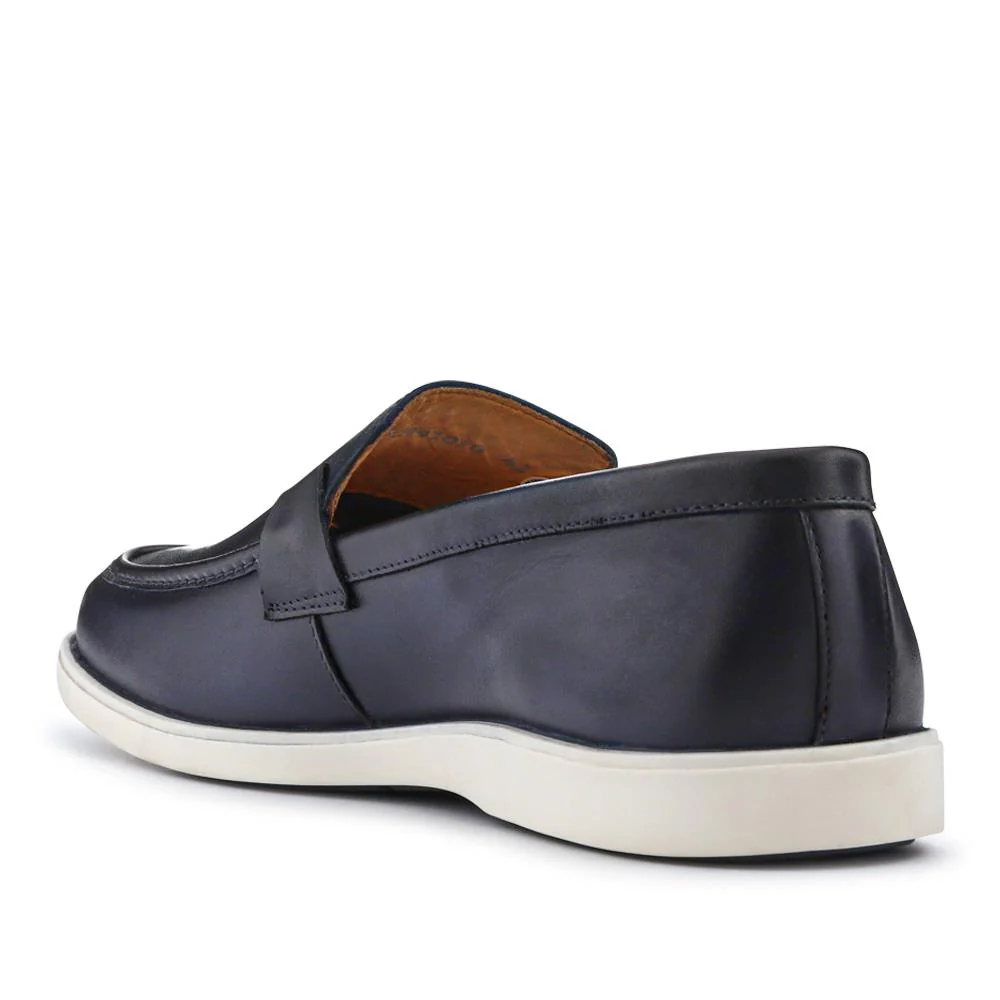 Smart All-Leather Loafers - SAKM41010 / 327 204 - Navy - Image 3