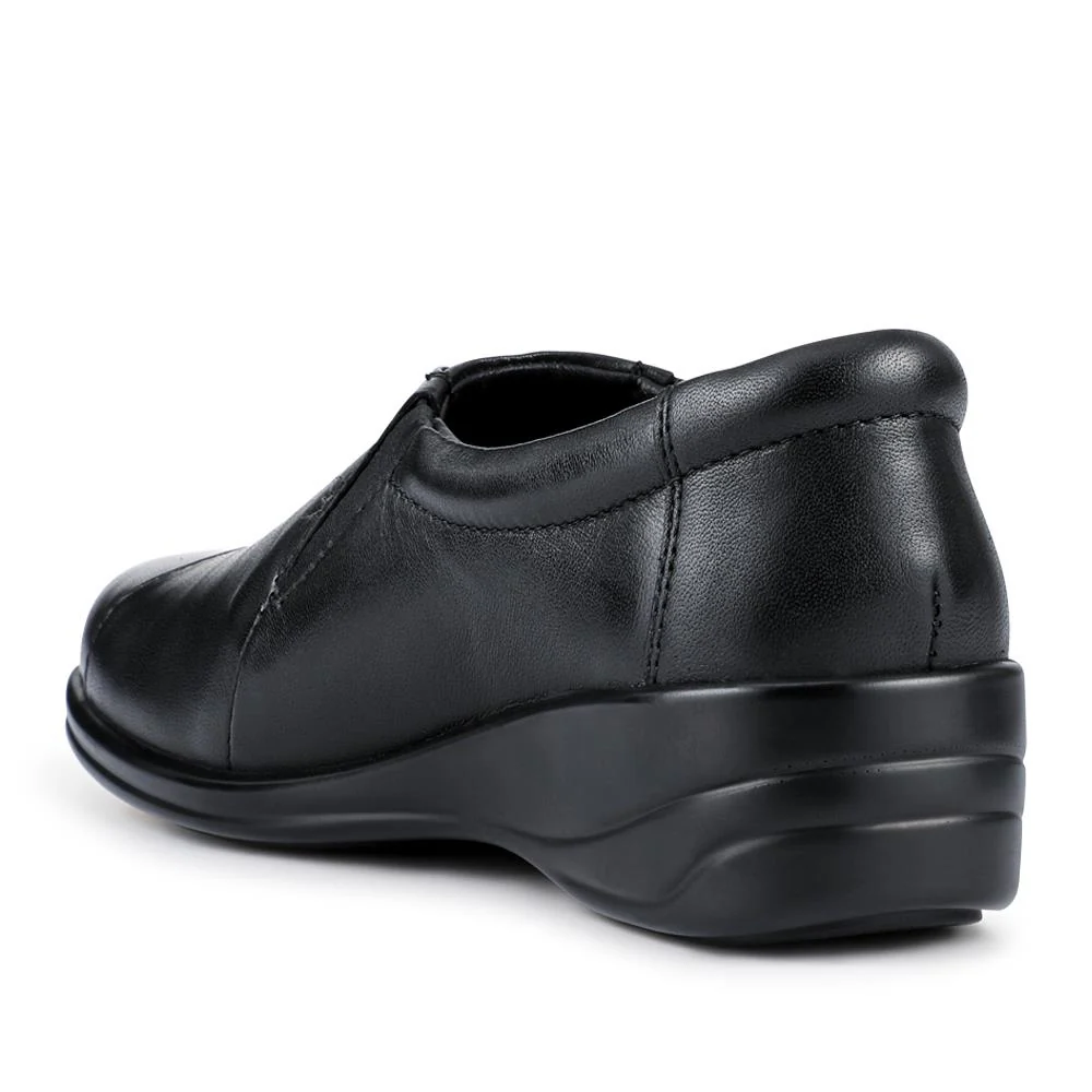 Smart Leather Slip-On Shoes - KF42001 / 328 024 - Black - Image 5