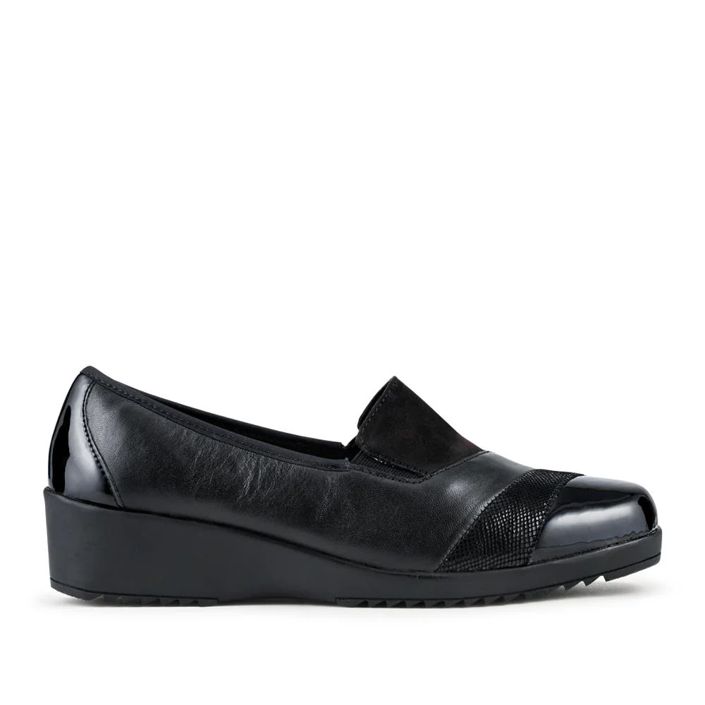 Smart Leather Slip-On Shoes - SERVI42002 / 328 006 - Black - Image 2