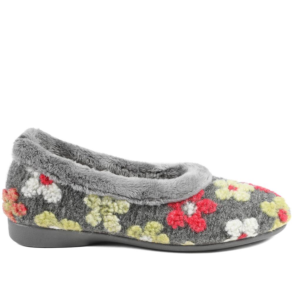 Soft Floral Full Slippers - FEVI43001 / 329 503 - Grey Multi - Image 3