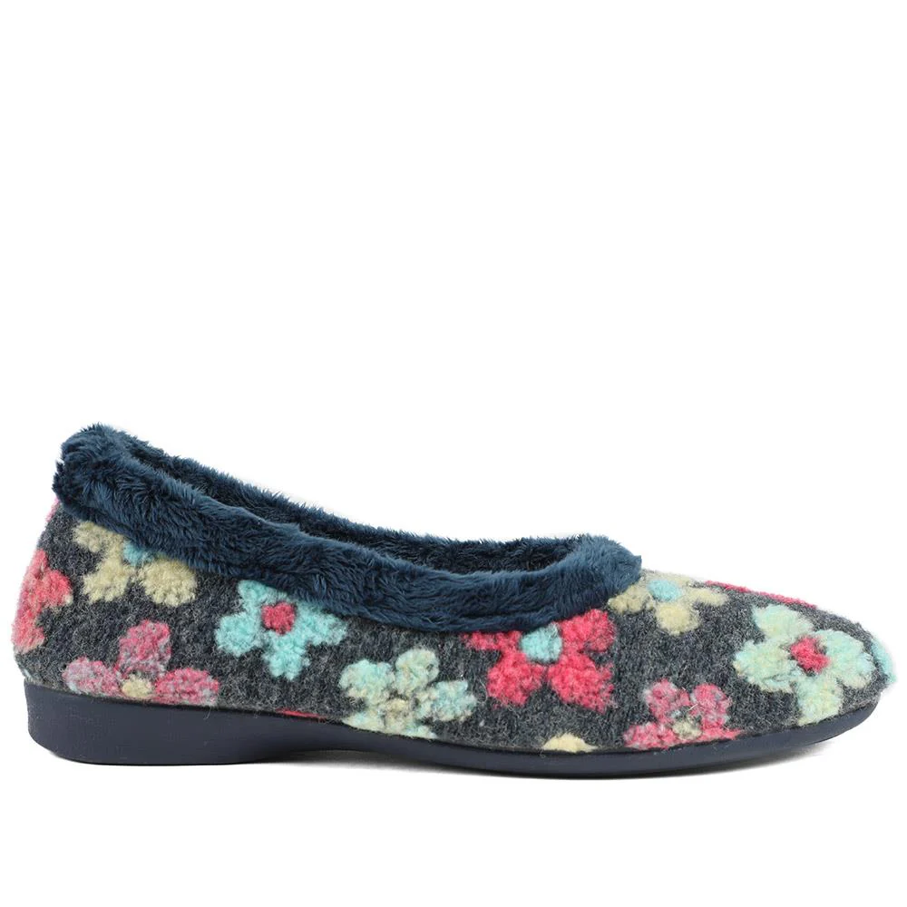 Soft Floral Full Slippers - FEVI43001 / 329 503 - Navy Multi - Image 3