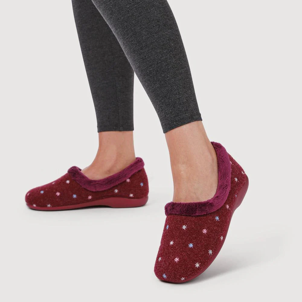 Star Pattern Full Slippers - KOY42000 / 328 259 - Burgundy - Image 5