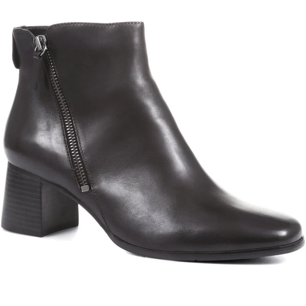 Sylvana Block Heel Ankle Boots - SYLVANA / 322 839 - Black
